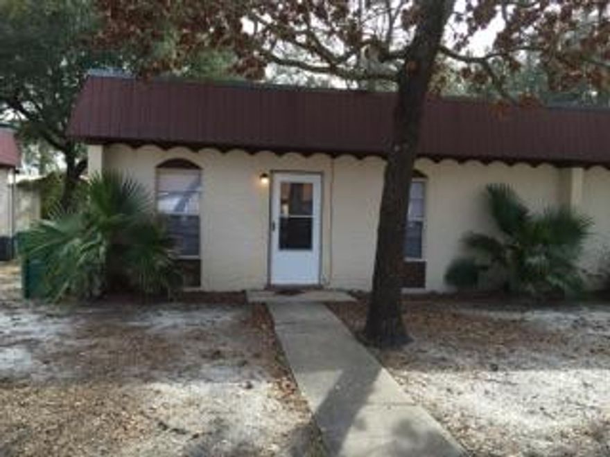 AVAILABLE: 3/9/16. FLEXIBLE S/D = TO 1 MONTHS RENT CAN BE BROKEN UP IN 2 MONTHLY INSTALLMENTS IF QUALIFIED. PETS ALLOWED UPON OWNER'S APPROVAL & W/ A $250-500 NON-REFUNDABLE PET FEE DEPENDING ON TYPE/SIZE/QUANTITY OF PET(S)! NO SMOKING INSIDE HOME! CUTE DUPLEX CENTRALLY LOCATED BETWEEN BOTH BASES & CLOSE & CONVENIENT TO SCHOOLS, SHOPPING, RESTAURANTS, & HOSPITALS! Newly renovated inside- new bathroom, blinds, paint & flooring (tile in the main/wet areas & new carpet in the bedrooms)- only 1 year old. All appliances in place! Open patio & fenced backyard great for pets/kids & entertaining/relaxing. Storage closet w/ washer & dryer hookups off back patio. All electric! This one wont last long, call to see today!