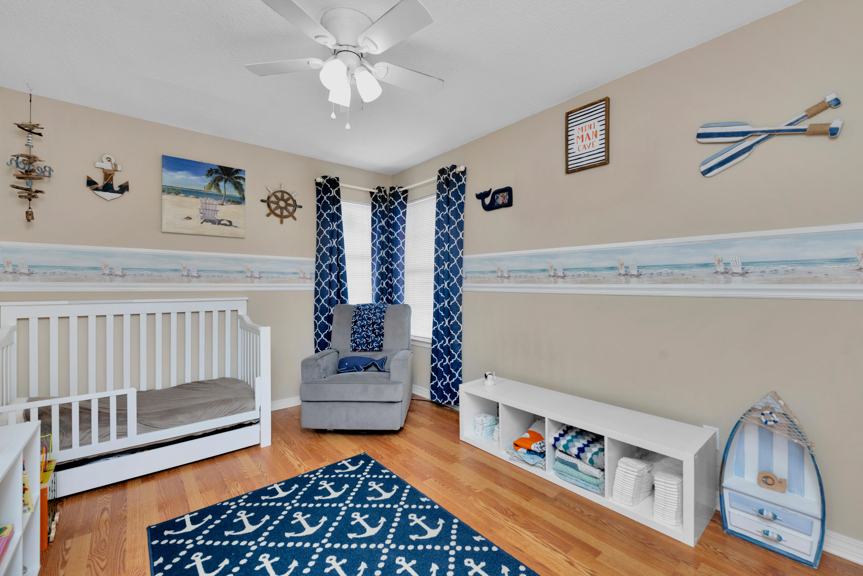 WINDMILL TERRACE - Residential