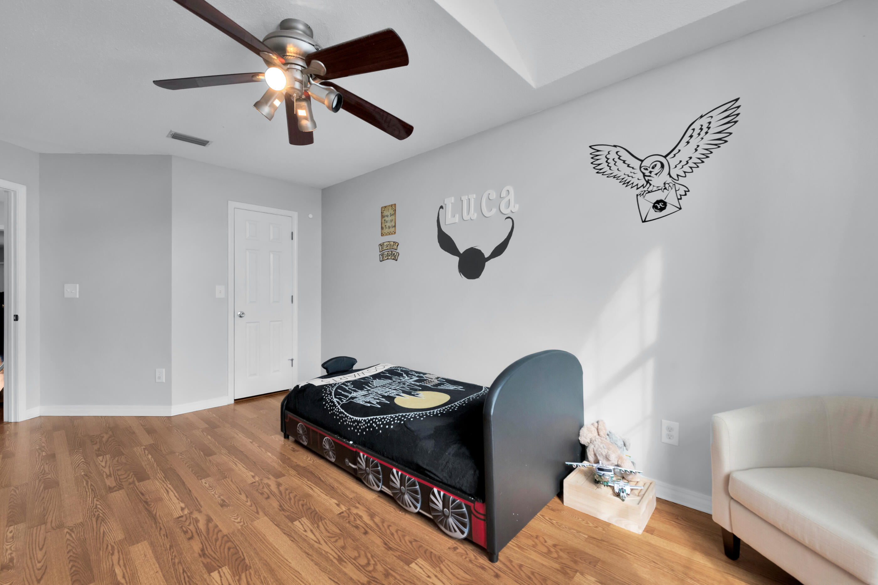 WINDMILL TERRACE - Residential