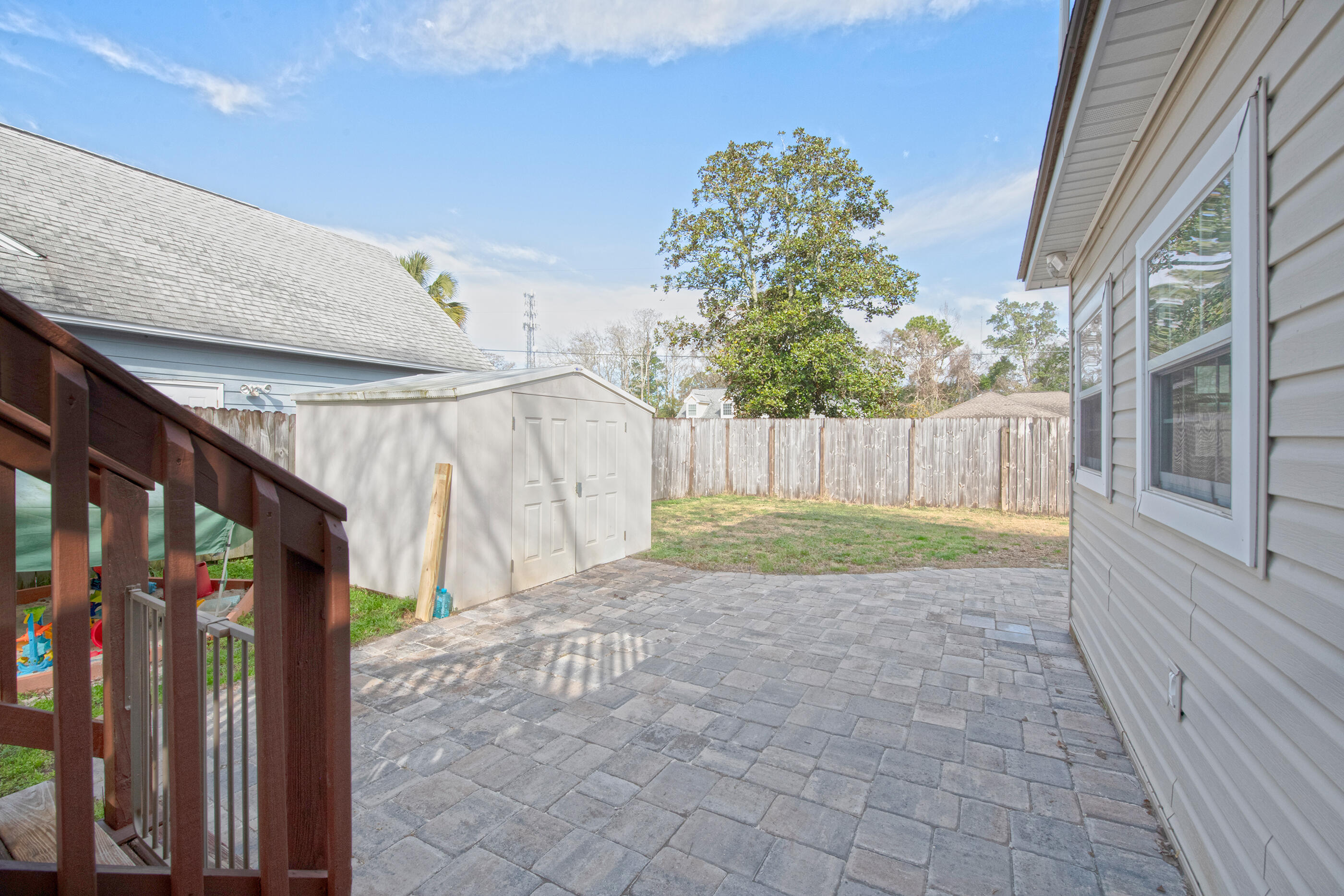 WINDMILL TERRACE - Residential