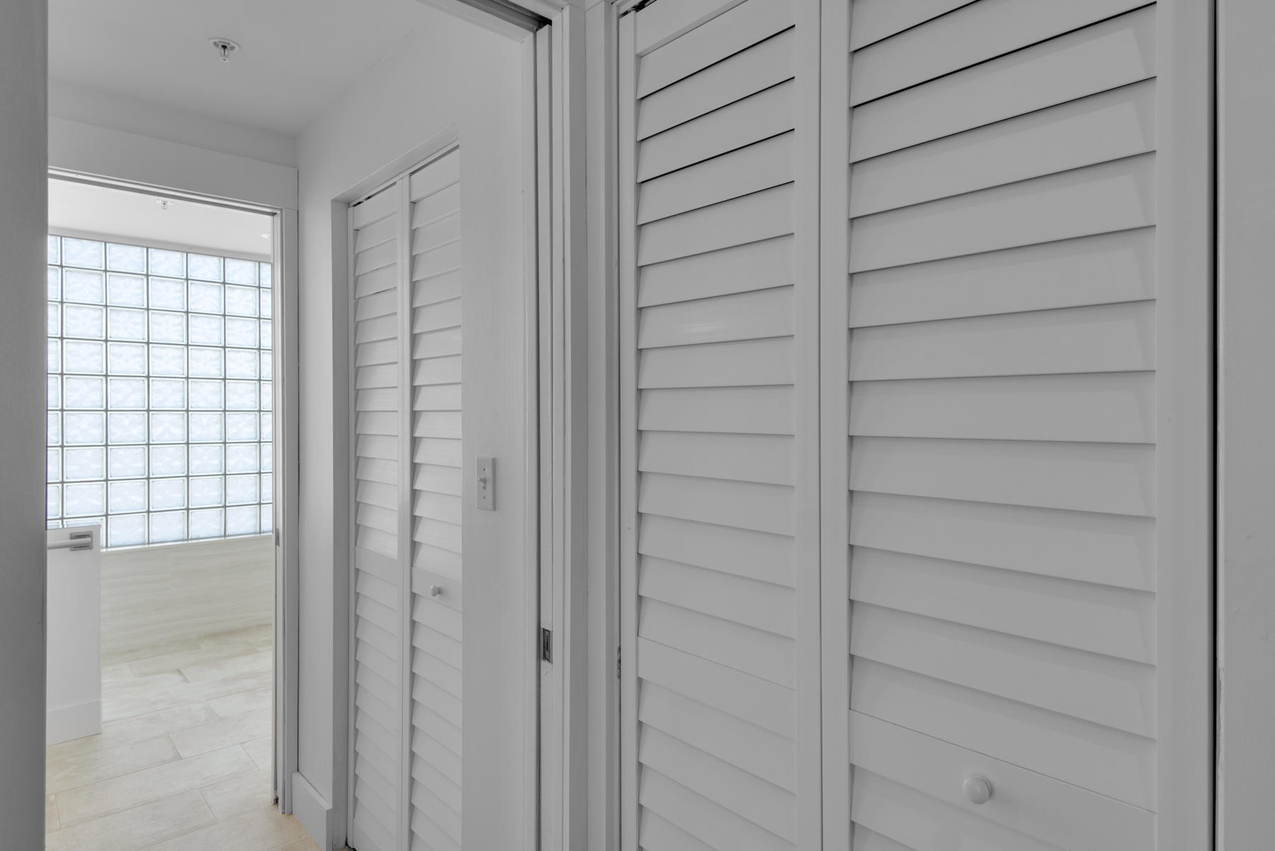 STERLING SANDS CONDO - Residential