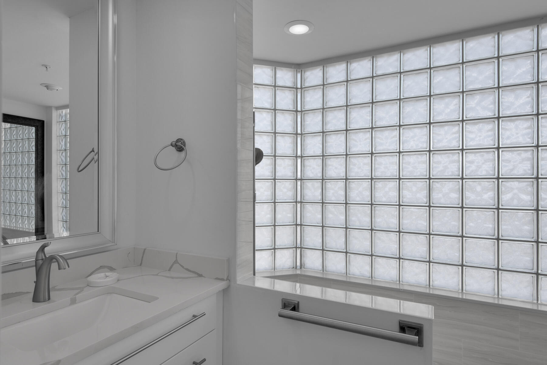 STERLING SANDS CONDO - Residential