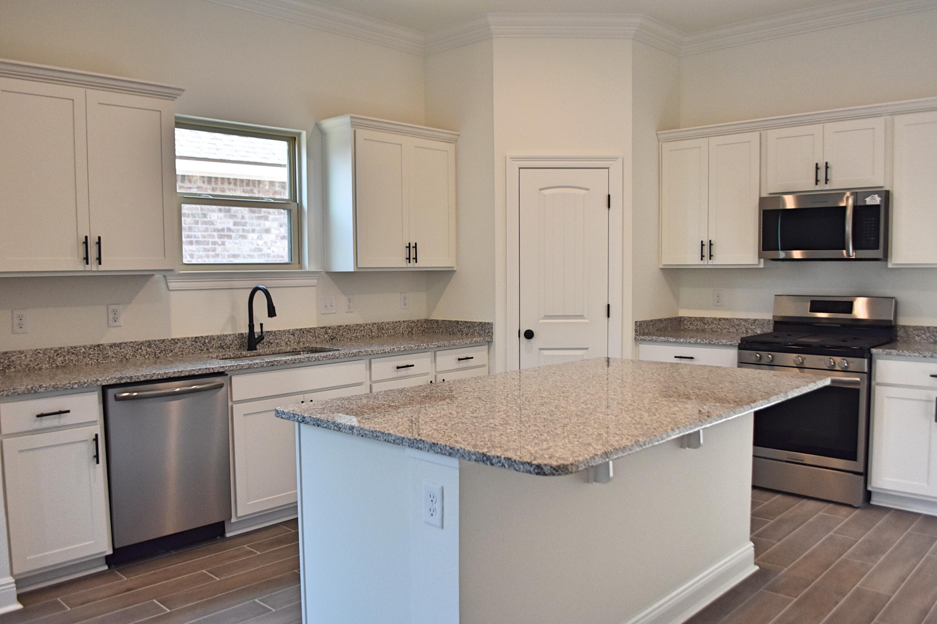 THE BLUFFS AT LAFAYETTE - Residential Lease