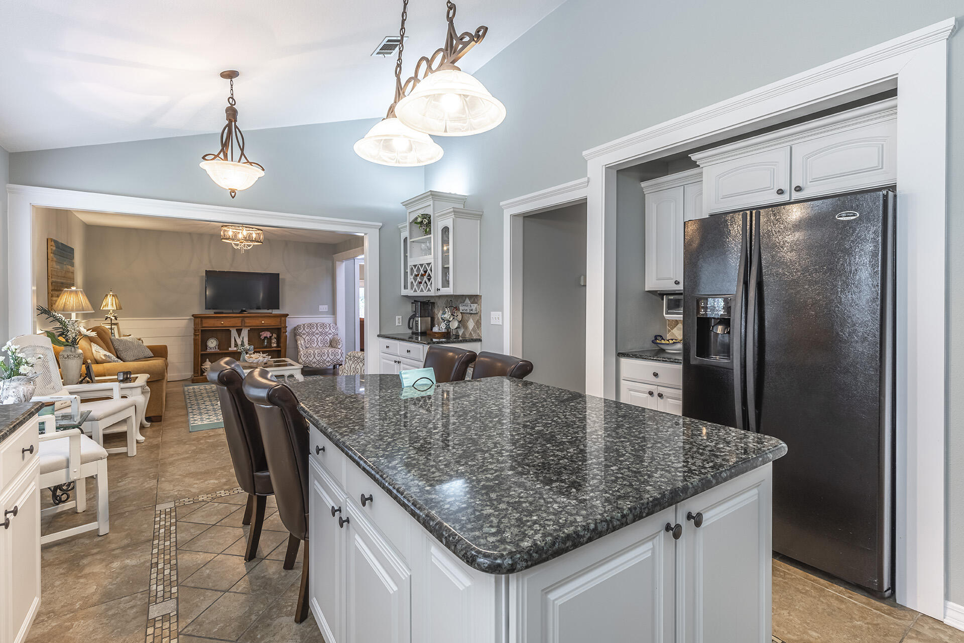 WINDWARD PH 1 BLUEWATER BAY - Residential