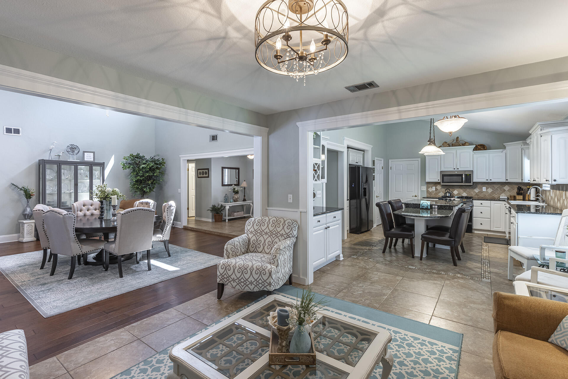 WINDWARD PH 1 BLUEWATER BAY - Residential