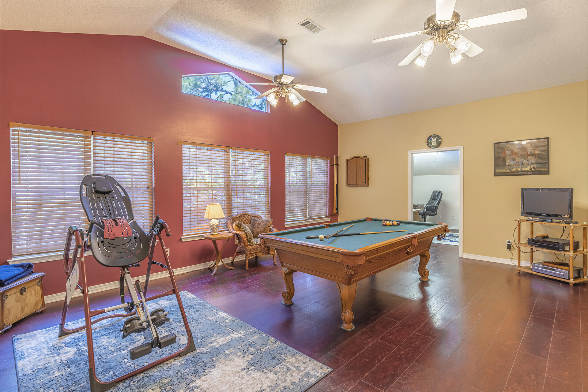 WINDWARD PH 1 BLUEWATER BAY - Residential