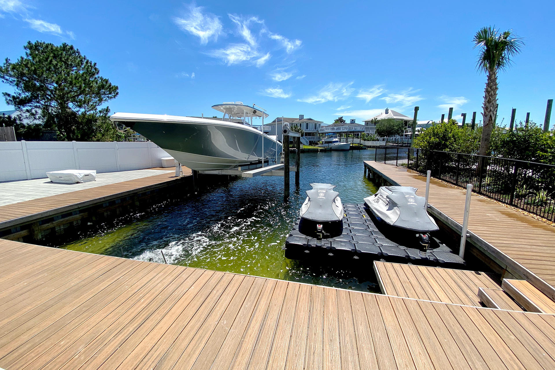 HOLIDAY ISLE - Residential