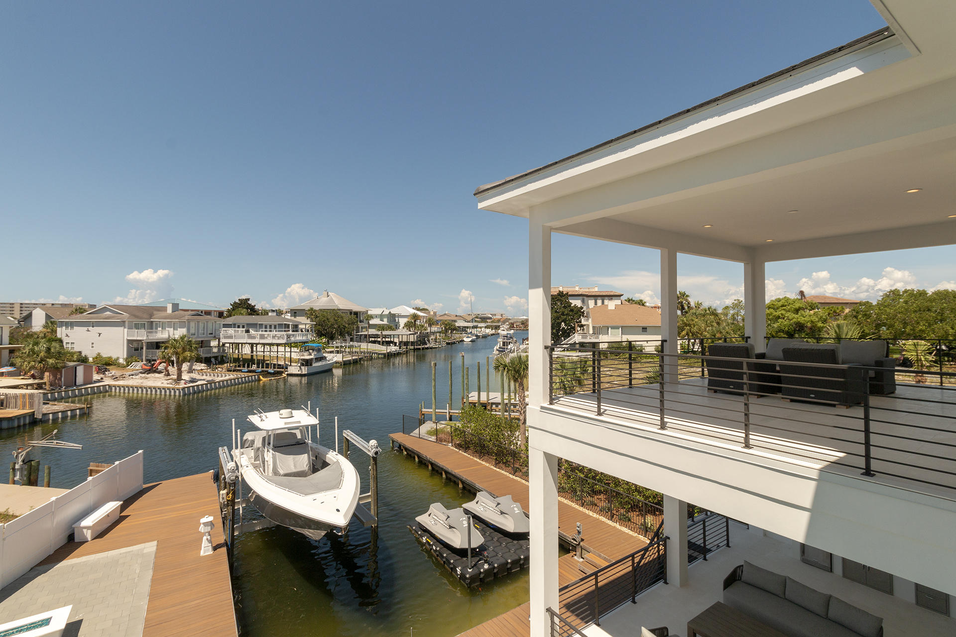 HOLIDAY ISLE - Residential