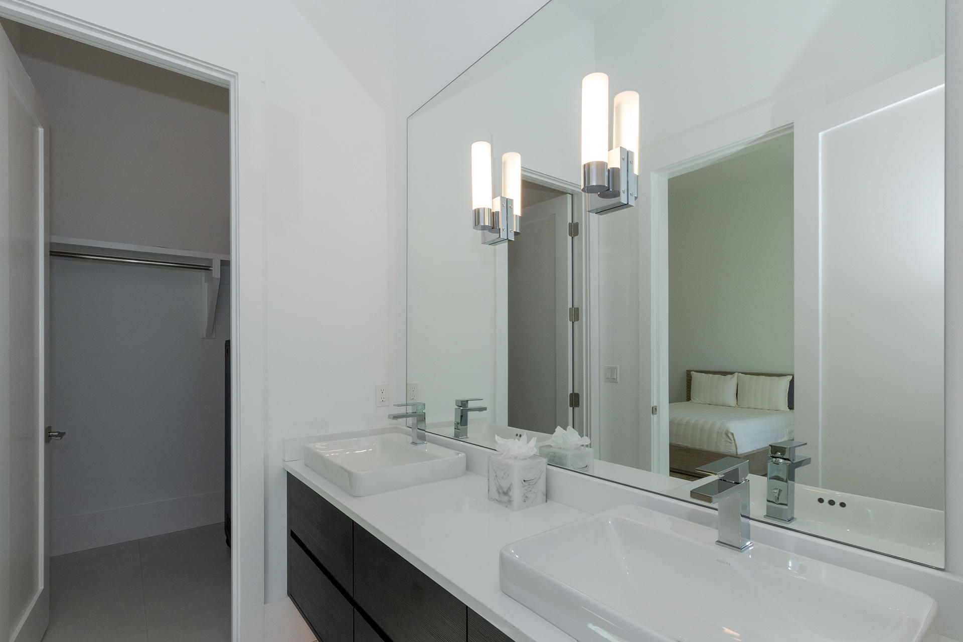 HOLIDAY ISLE - Residential