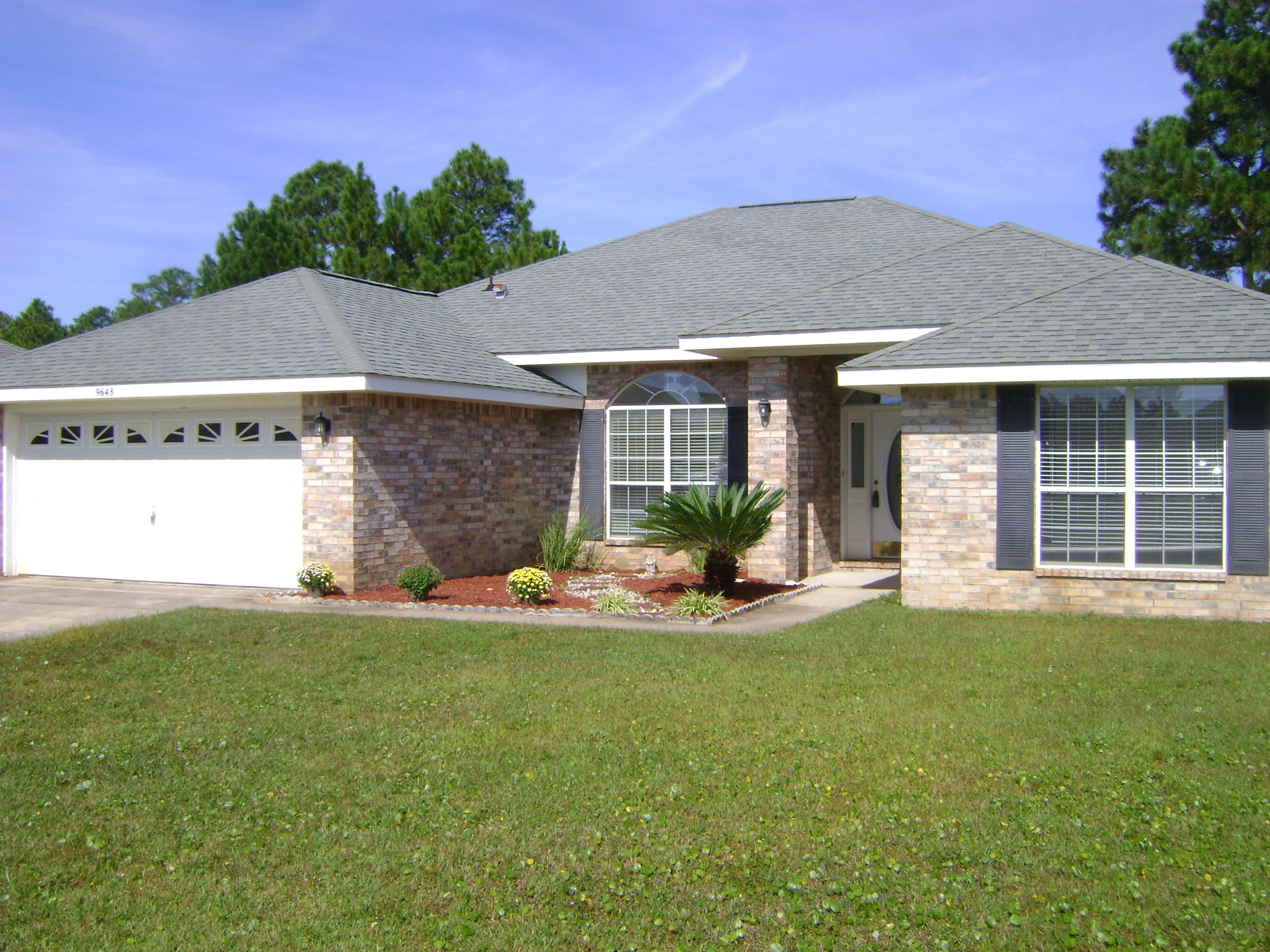 CREETWOOD PLACE - Residential