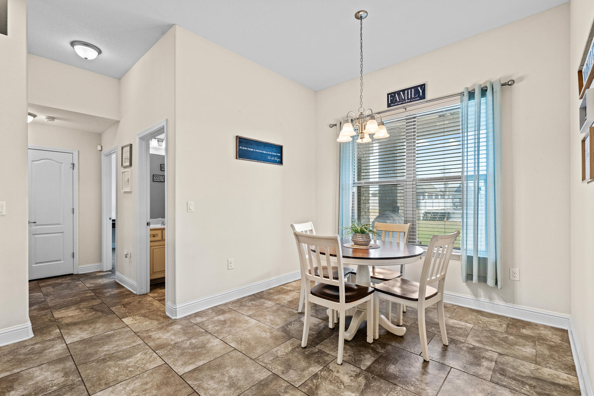 BROWNSTONE MANOR - Residential