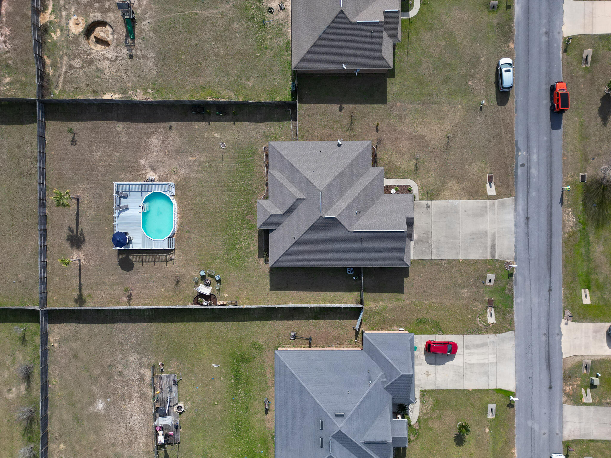 BROWNSTONE MANOR - Residential