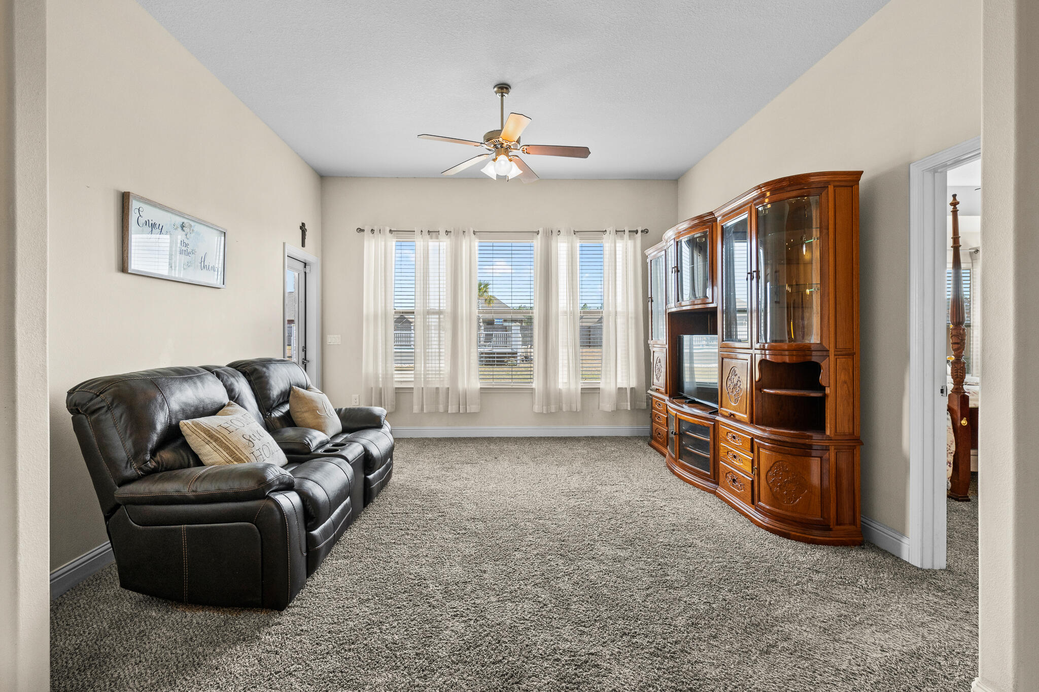 BROWNSTONE MANOR - Residential