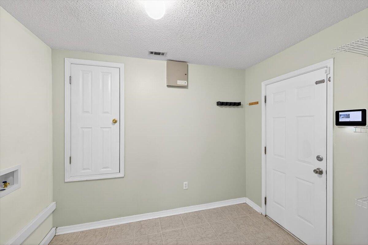 WESTVIEW ESTATES - Residential