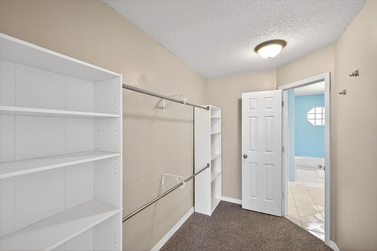 WESTVIEW ESTATES - Residential