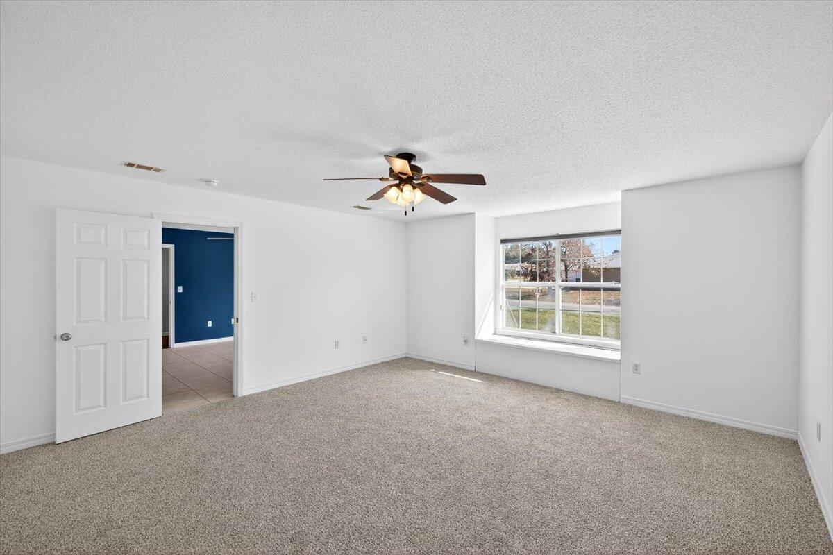 WESTVIEW ESTATES - Residential