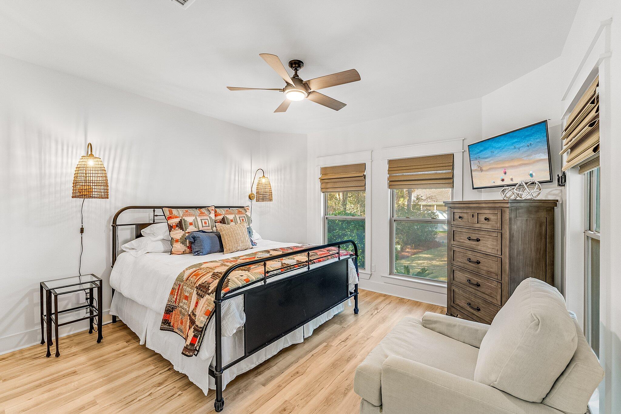 TOWN OF SANTA ROSA - Residential