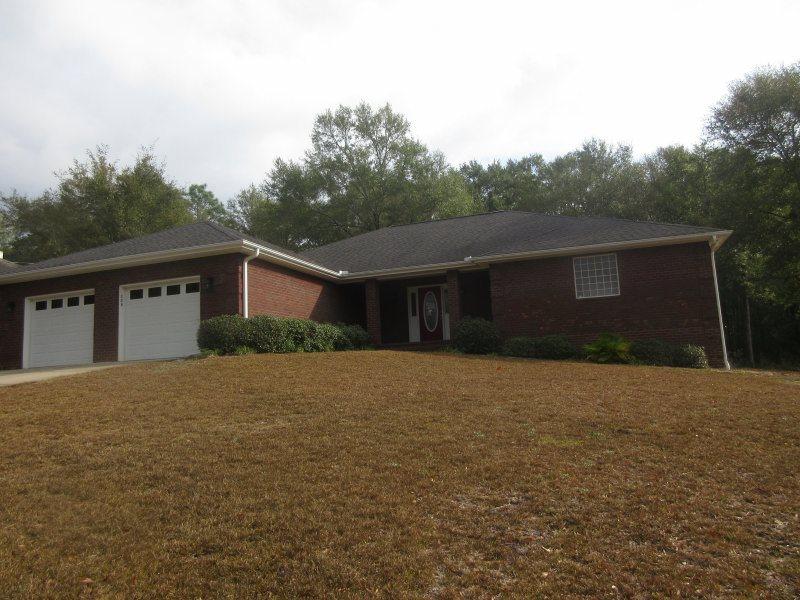 REO...Accepted Offer Pending Seller signed Contract...Beautiful home with split floor plan. Large family room with corner fireplace and cathedral ceiling. Custom all wood cabinets, smooth top range, self.cleaning oven and microwave in the Kitchen. Trey ceiling in dining room and master bedroom Master bath has a jetted garden tub, huge walk-in closet, and separate shower. Tile in foyer, kitchen, laundry and bathrooms. A large 33x9 screened deck. Get the country living feel close to the city. DON'T WAIT...YOU'LL BE TOOO LATE!!!