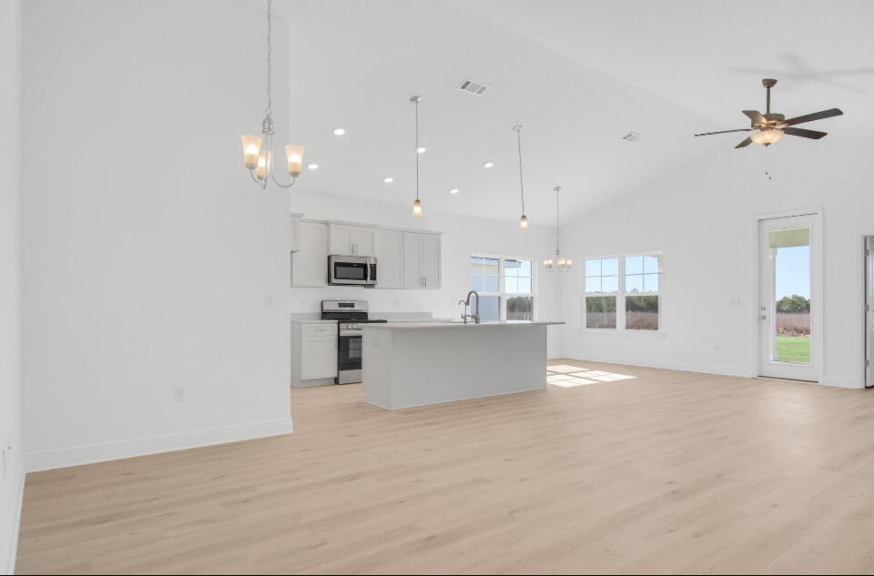 THE BLUFFS AT LAFAYETTE - Residential