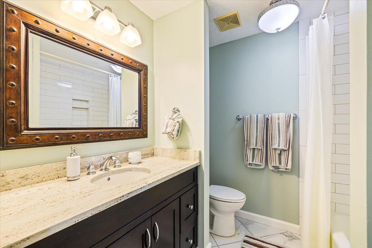 SHORELINE GARDEN T/H - Residential