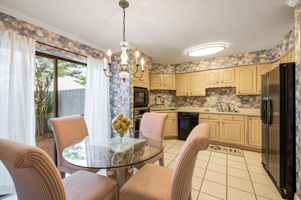 SHORELINE GARDEN T/H - Residential