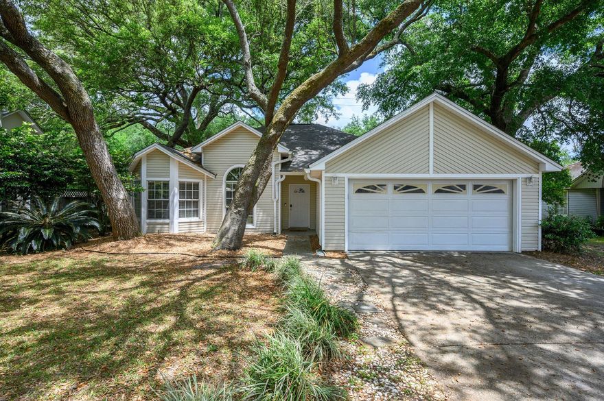 Back on the market at no fault to the sellers! Beautiful 3 bedroom 2 bath on a quiet cul-de-sac with an open floor plan, awesome upgraded Kitchen with top of the line custom cabinetry, granite counter tops, glass tiled back-splash, matching stainless steel appliances, bar top seating, bay window w/ sitting area along with an additional custom built office wall. Spacious living room with vaulted ceilings and beautifully tiled fireplace and a split floor plan with large bedrooms. Great storage areas including walk in closet and renovated laundry room. Come look at this beautiful Home!!!