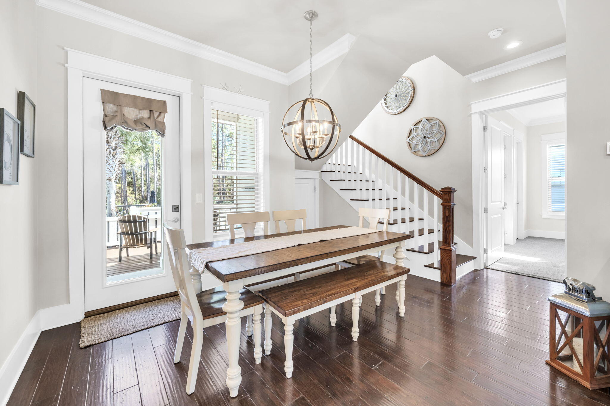 COTTAGES AT EASTERN LAKE - Residential