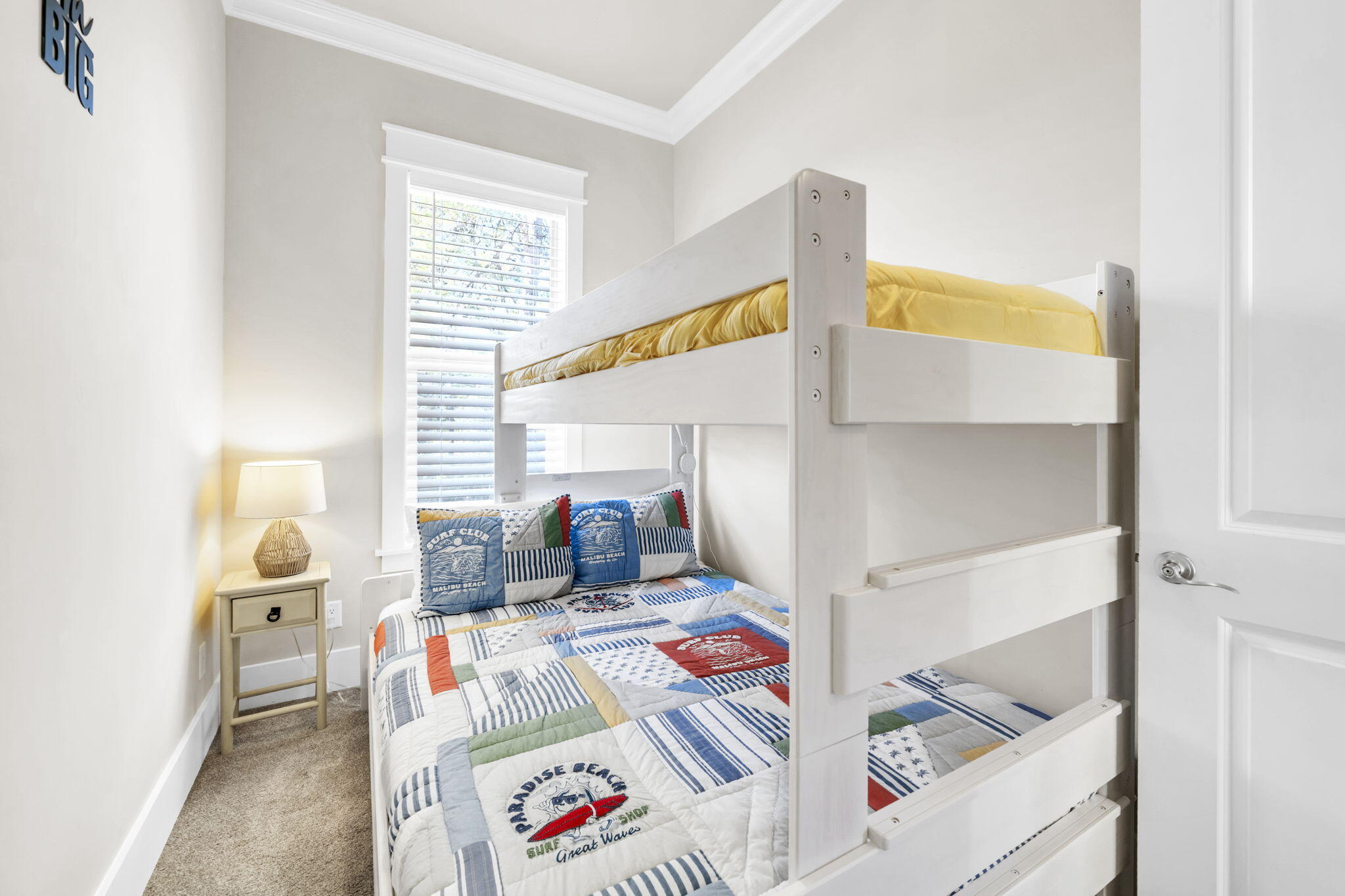 COTTAGES AT EASTERN LAKE - Residential