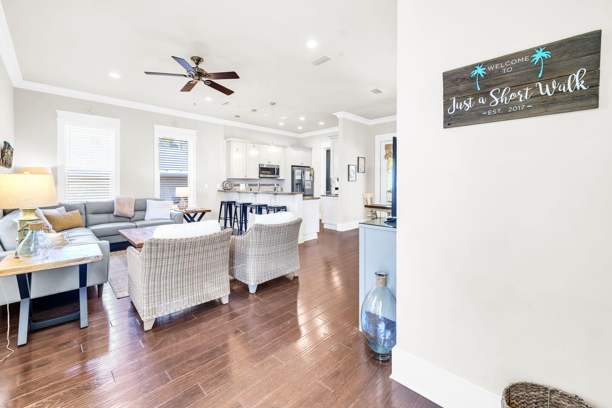 COTTAGES AT EASTERN LAKE - Residential