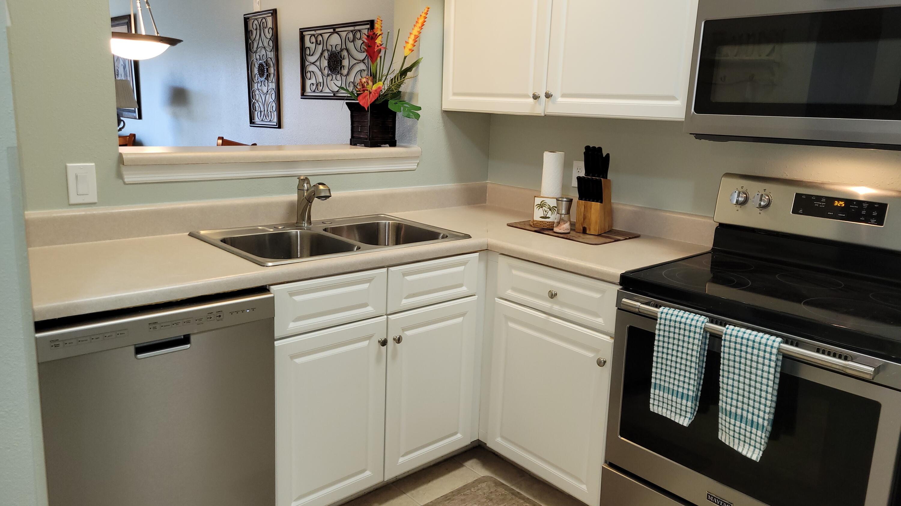 FLORIDA CLUB - Residential Lease