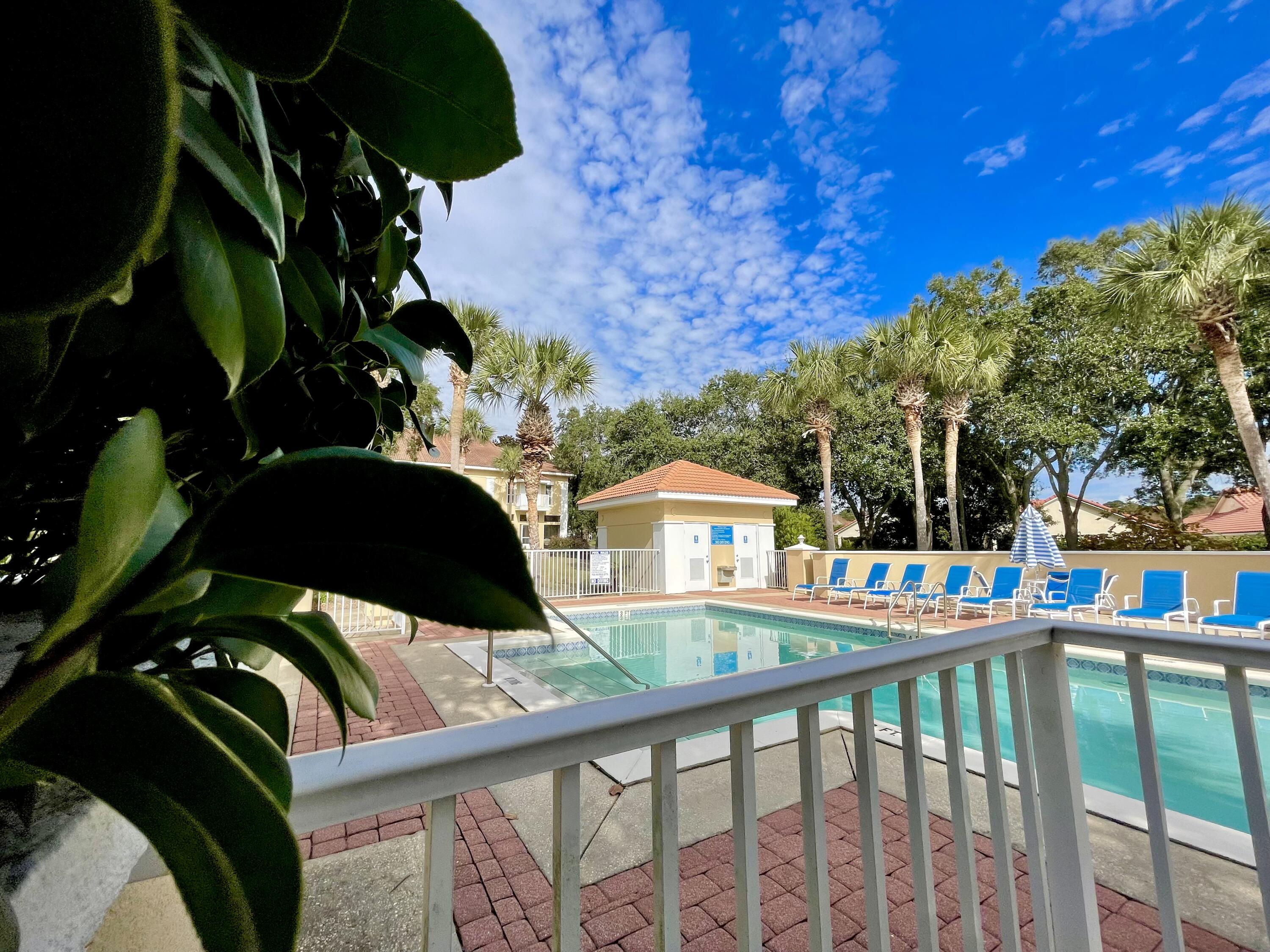 CAPTIVA AT TOPS'L - Residential