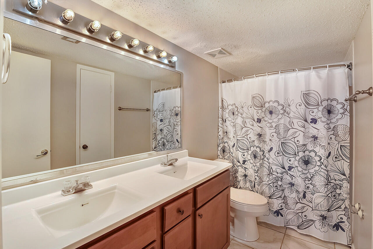 FAIR OAKS VILLAGE CONDO - Residential
