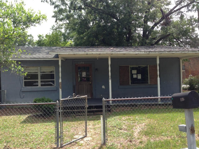 CRESTVIEW - Residential