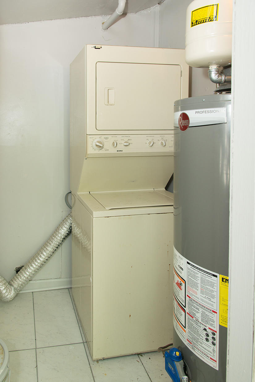 PINEHURST PARK - Residential Lease