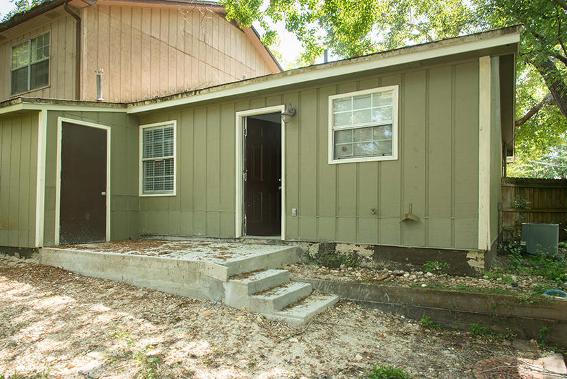 PINEHURST PARK - Residential Lease