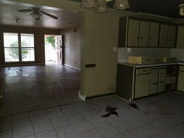 GARNIERS BEACH 2ND - Residential