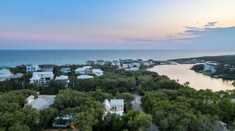 A home in Santa Rosa Beach