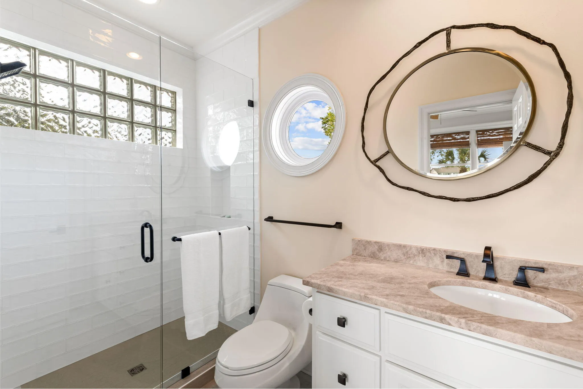 Santa Rosa Beach, Florida, 32459, United States, 3 Bedrooms Bedrooms, ,4 BathroomsBathrooms,Residential,Active,1745649