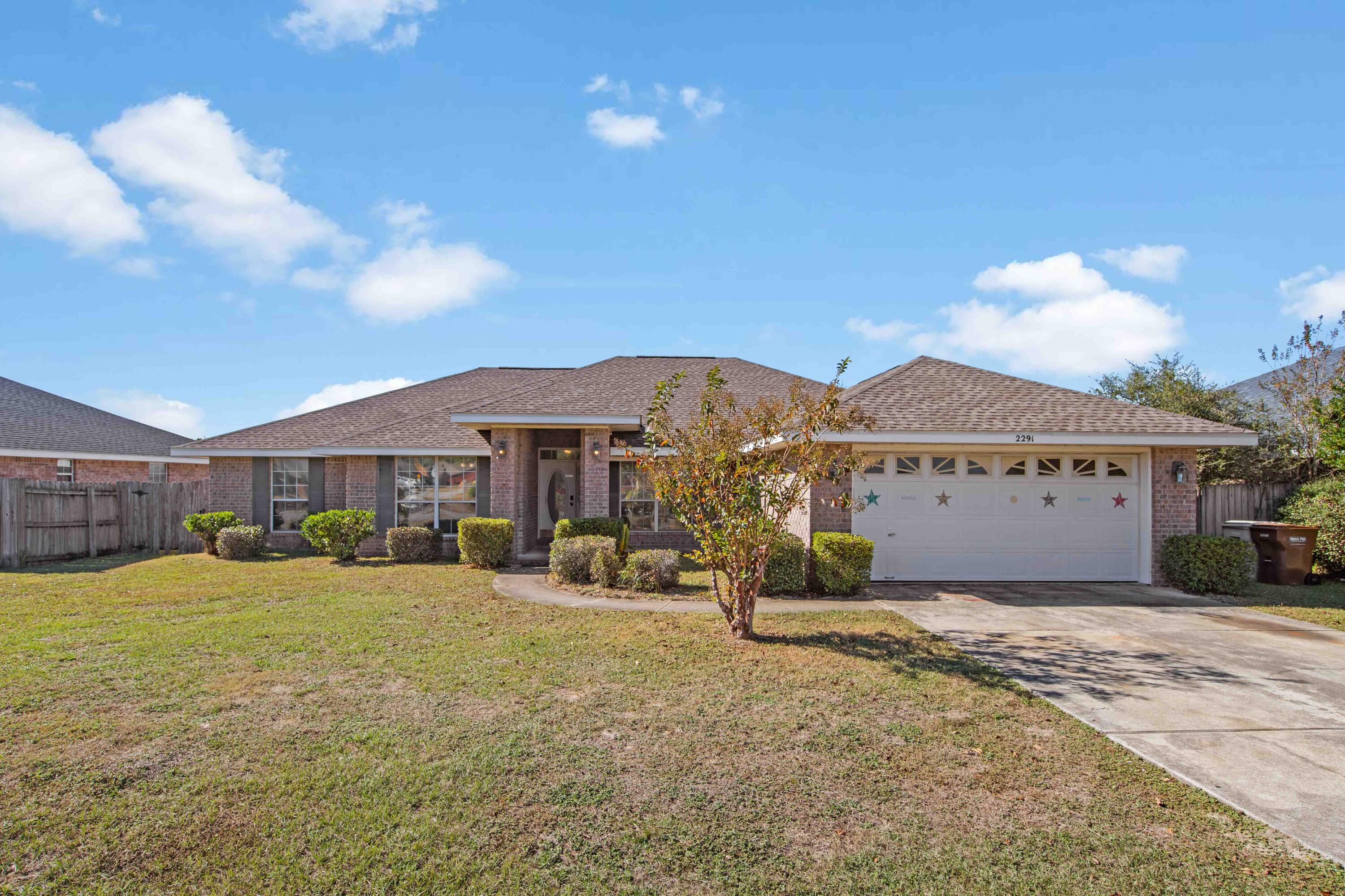 CREETWOODS - Residential