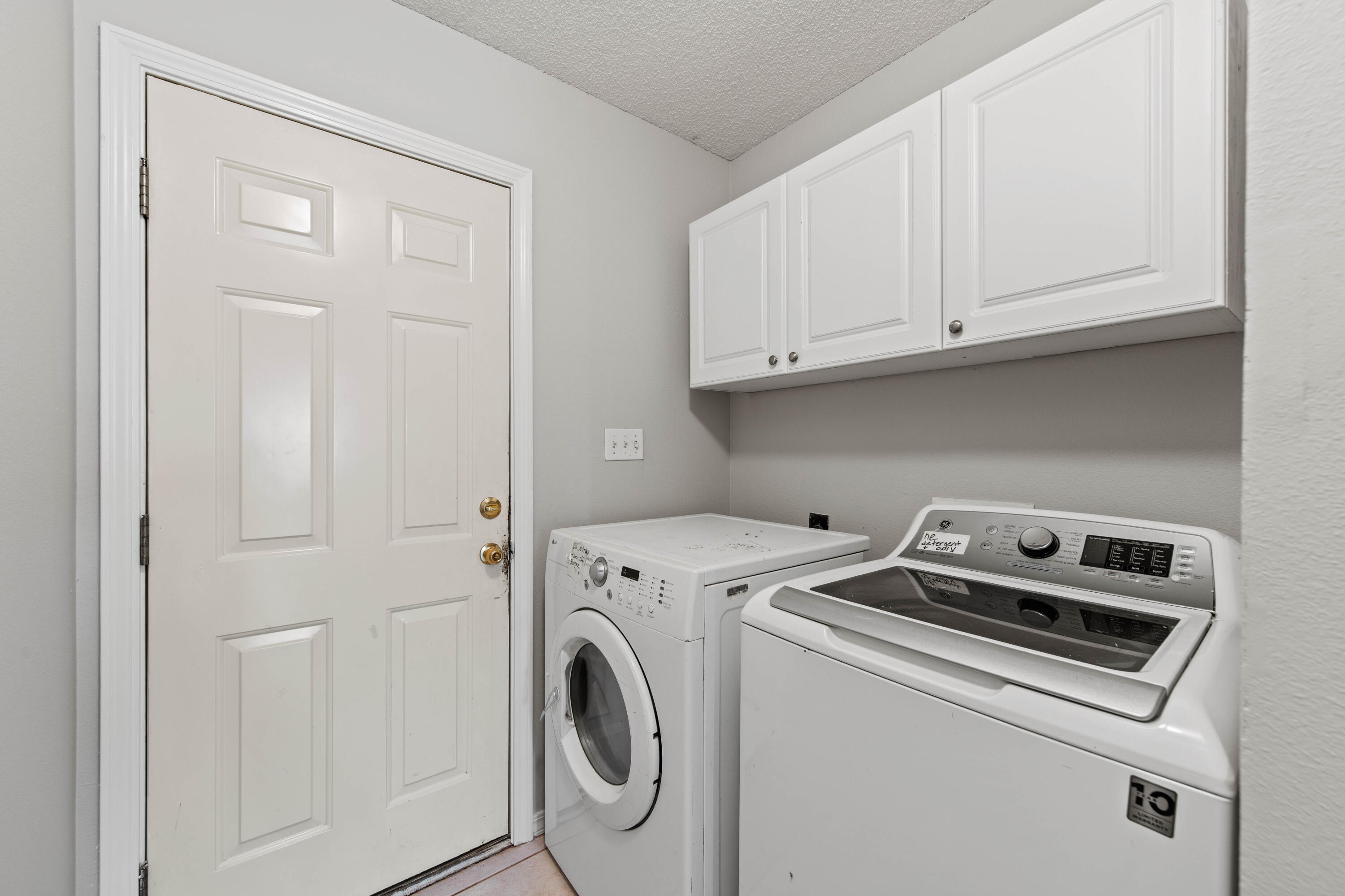 CREETWOODS - Residential