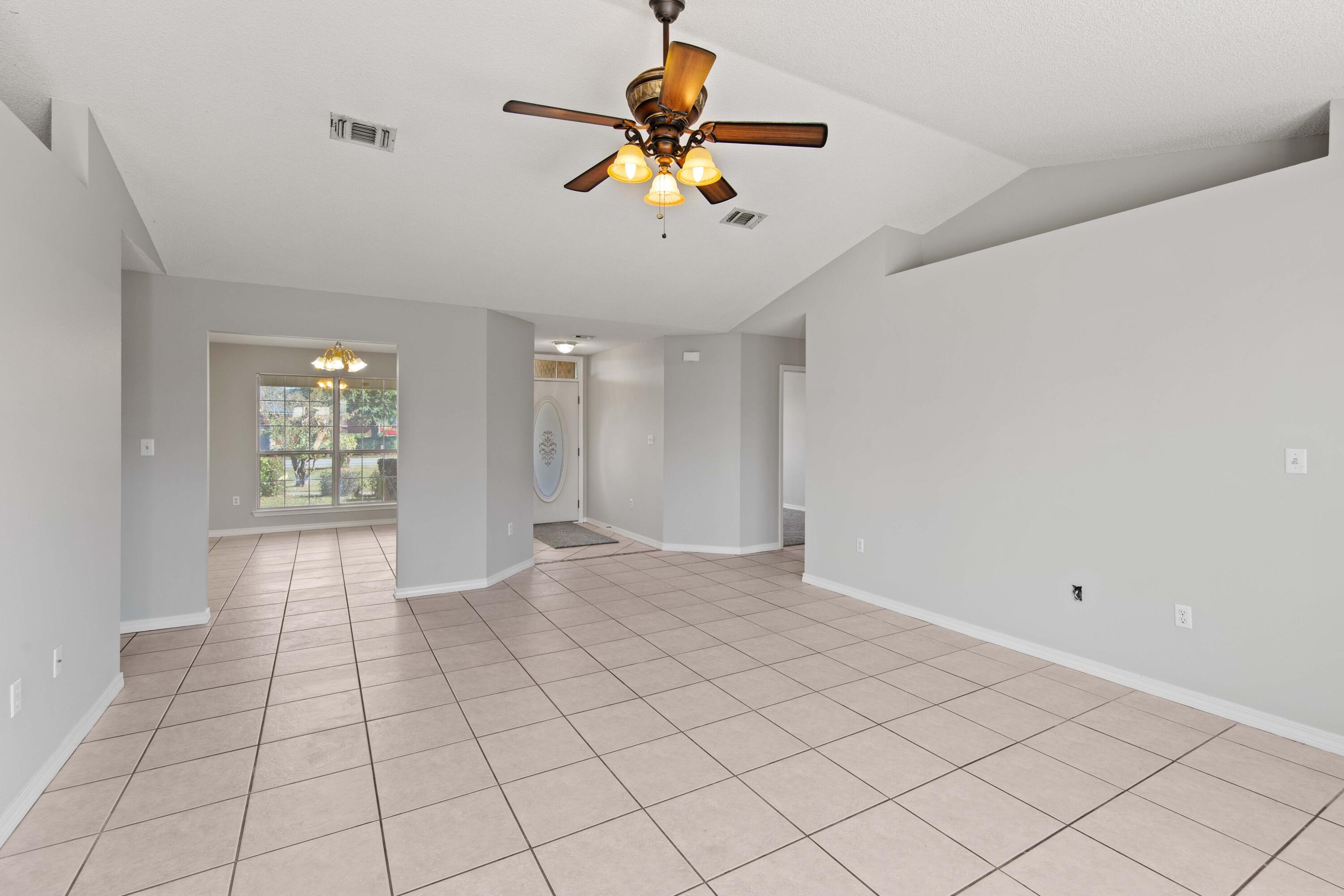 CREETWOODS - Residential