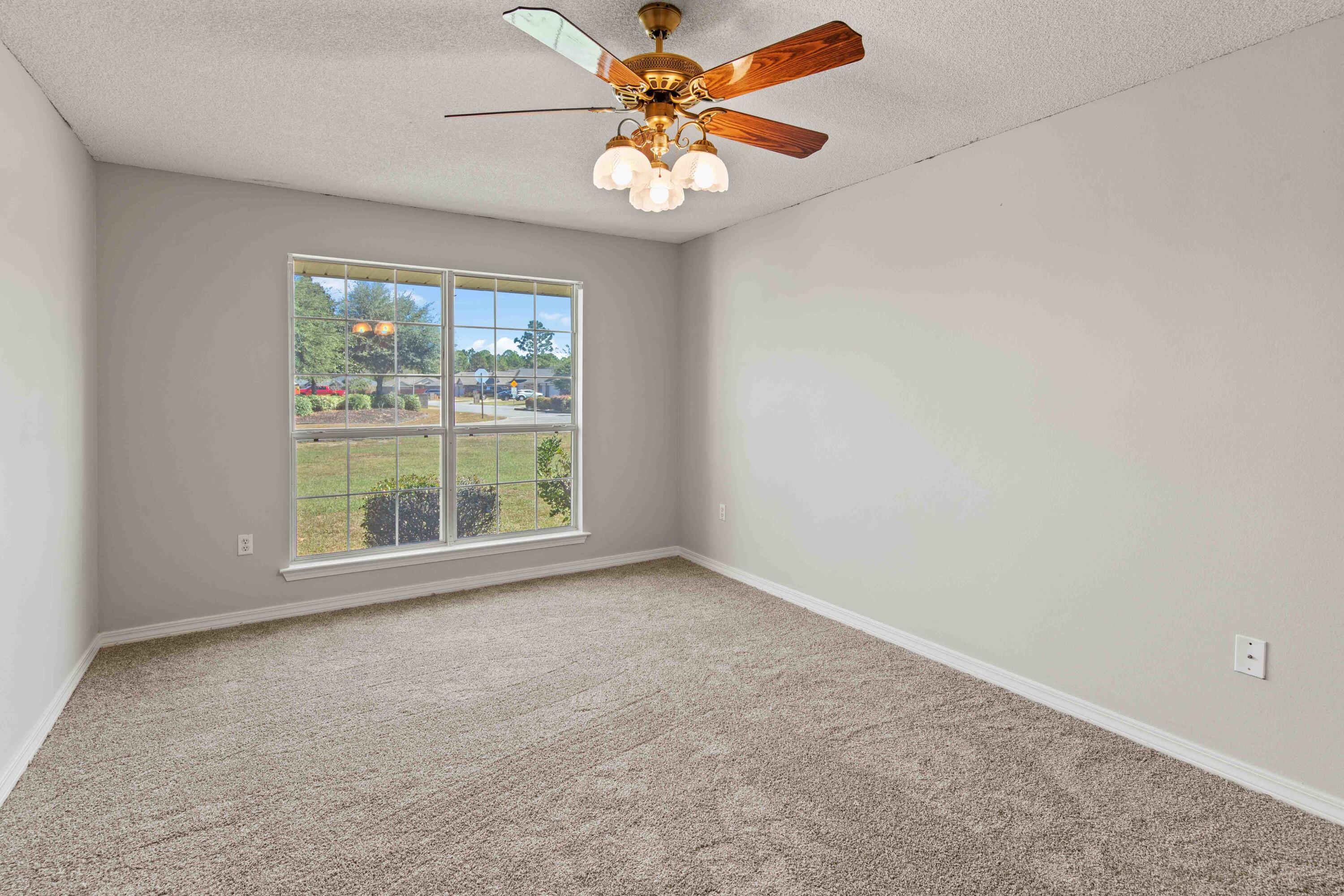 CREETWOODS - Residential