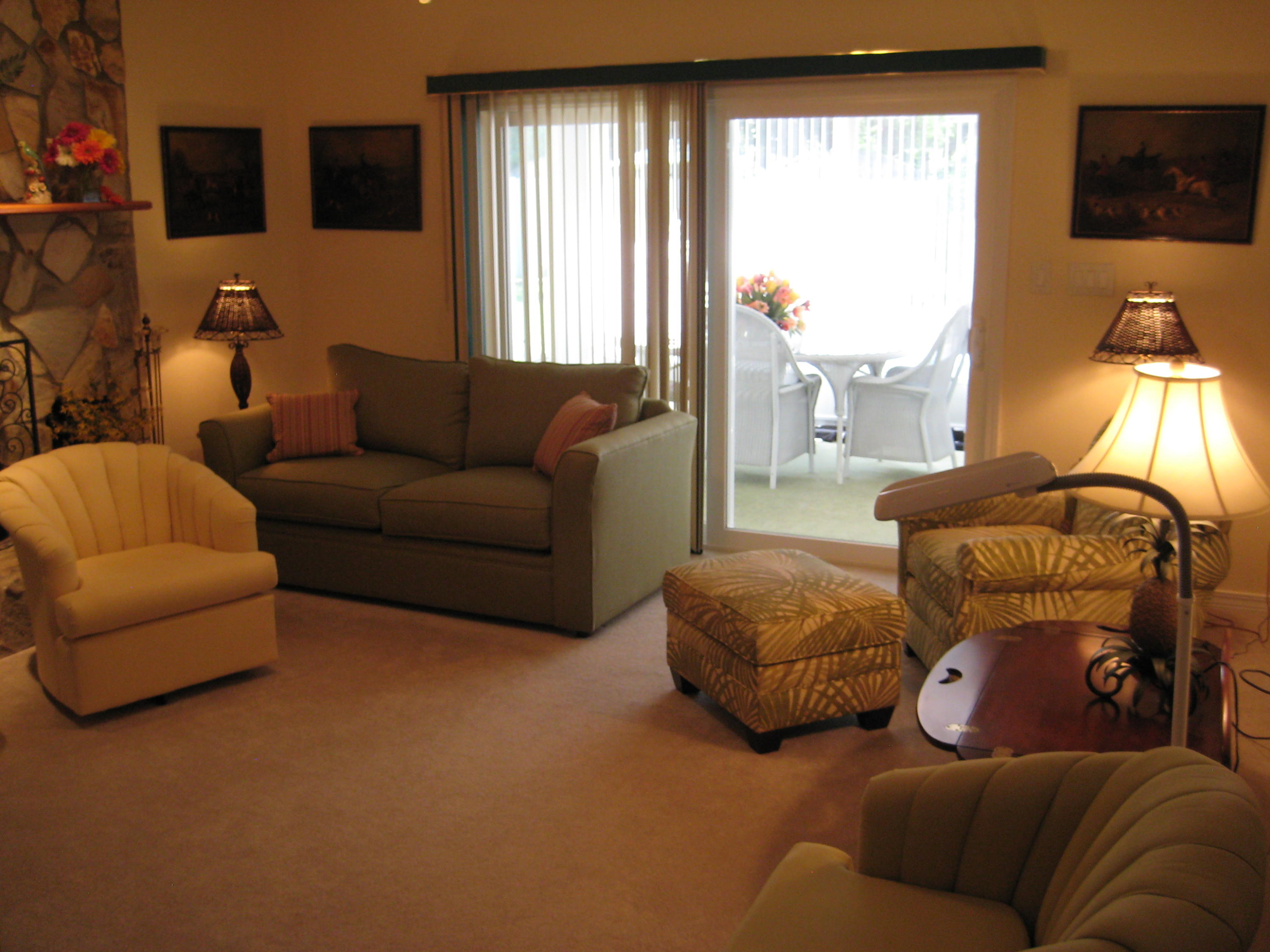 ROBLEDAL EST - Residential