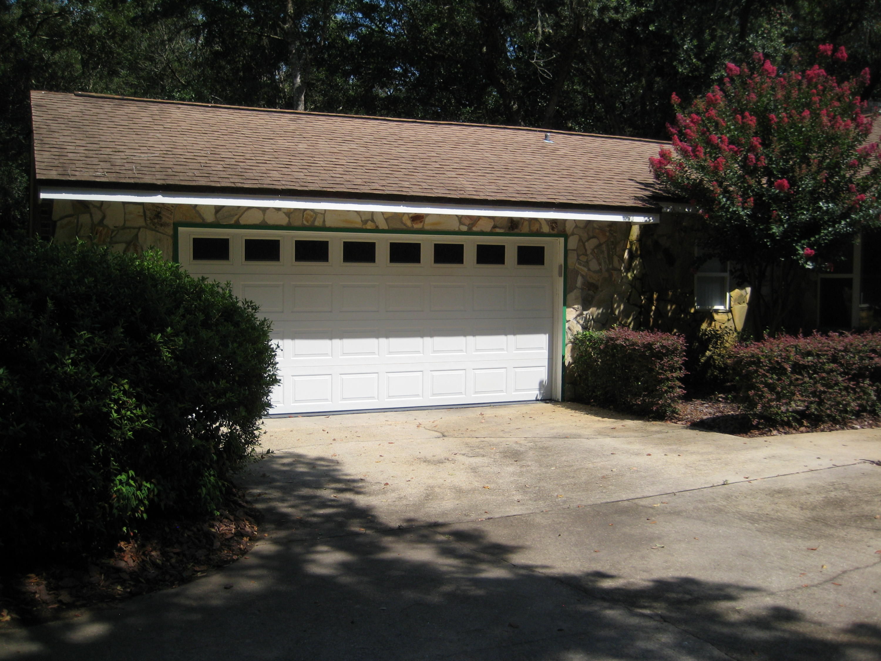 ROBLEDAL EST - Residential