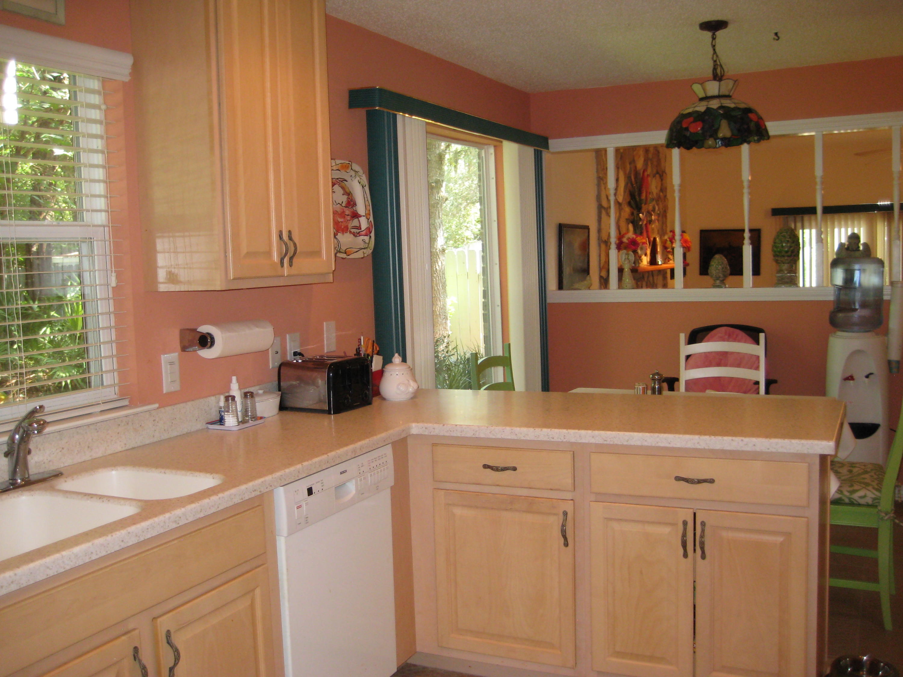 ROBLEDAL EST - Residential