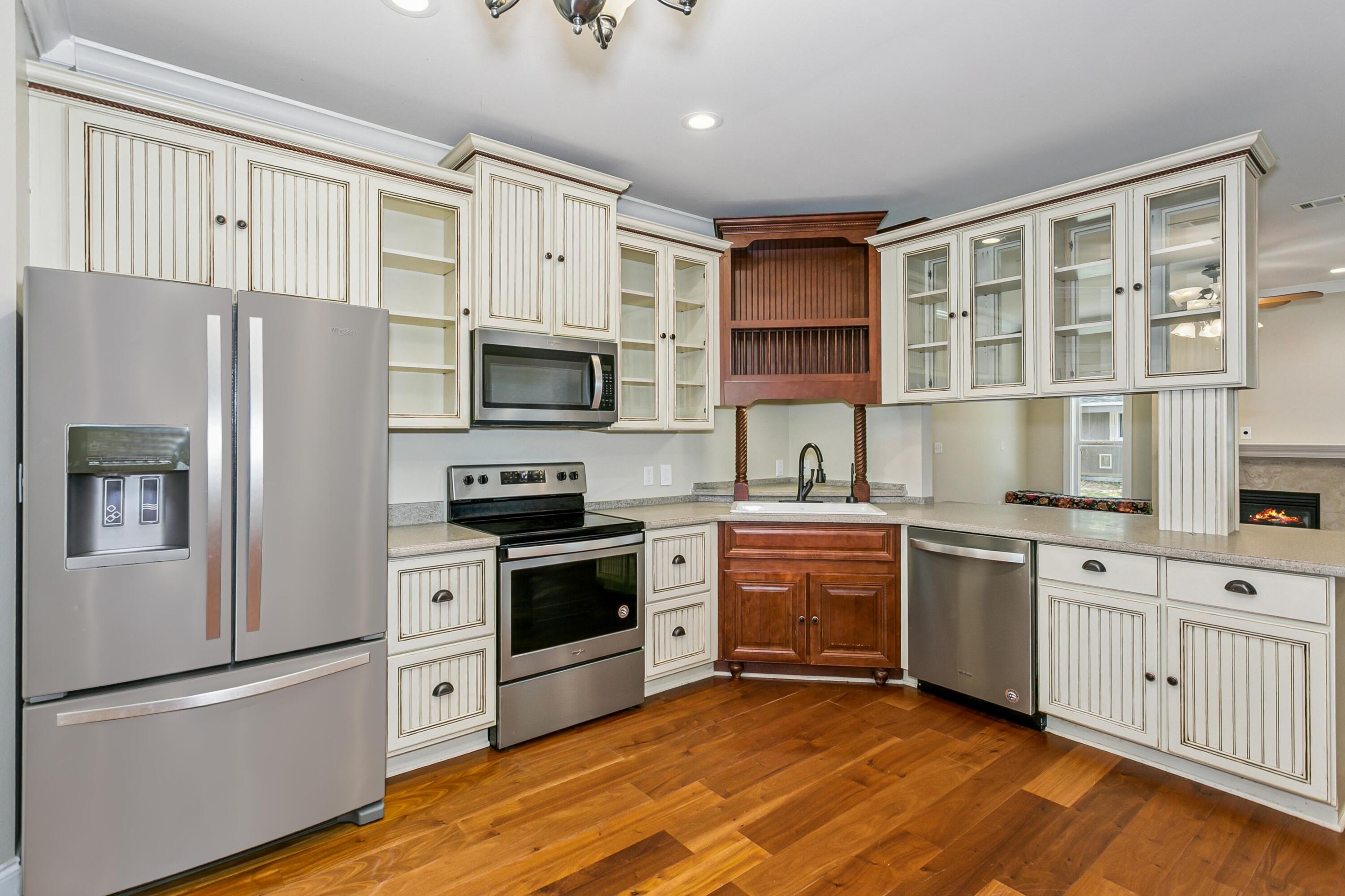 DORCHESTER PLACE - Residential