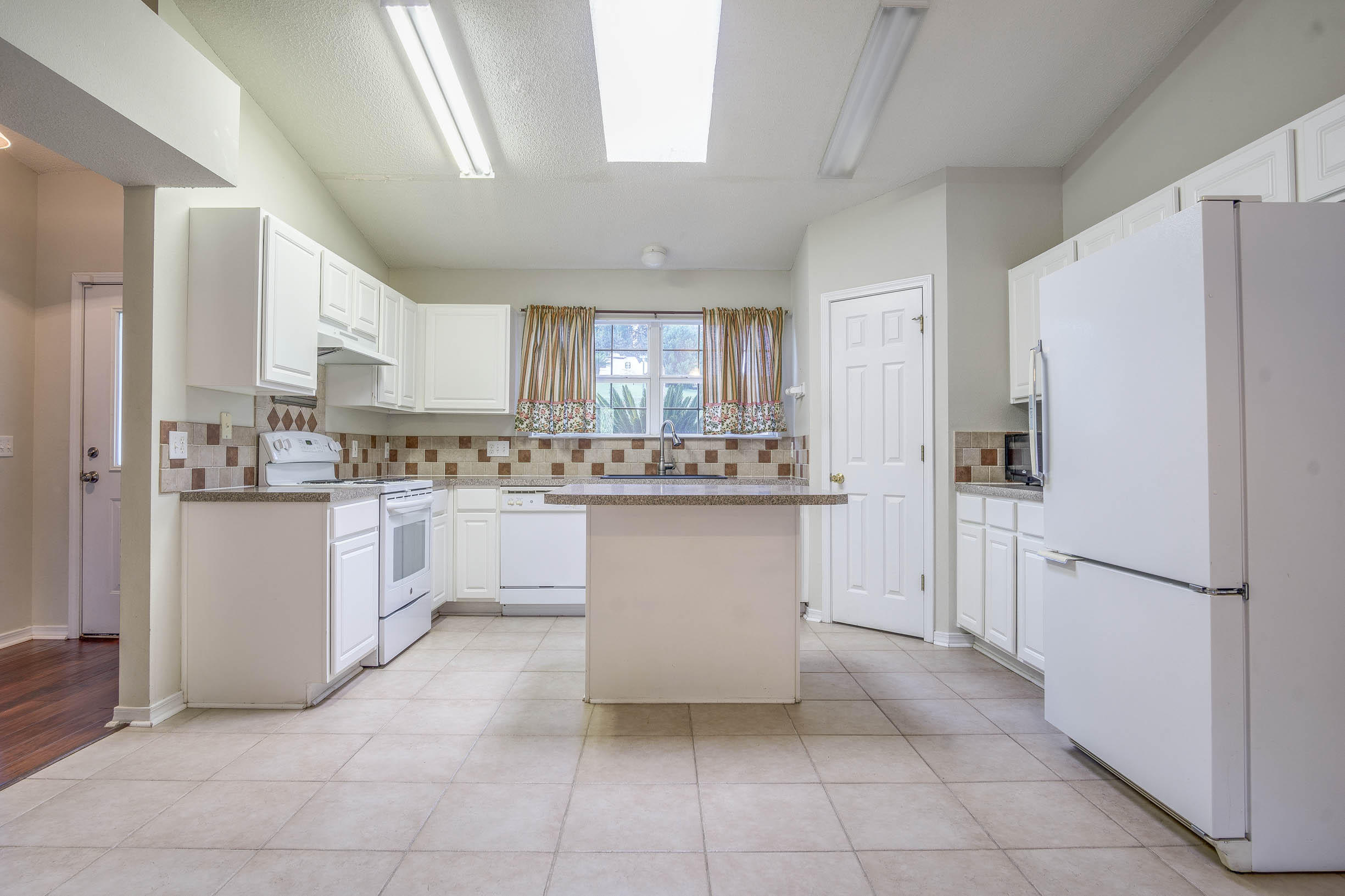 WESTVIEW ESTATES PH 2 - Residential