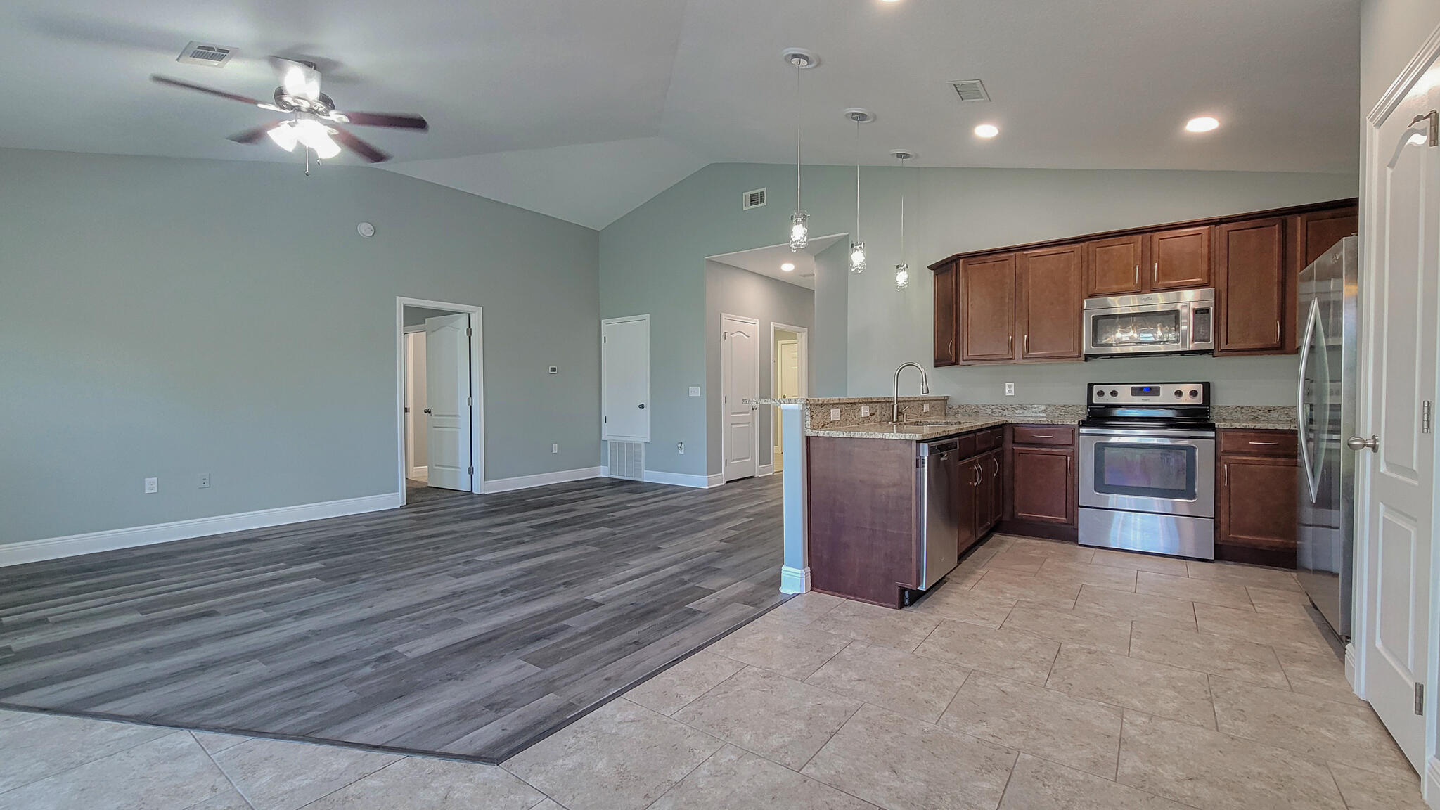 NAVARRE 2ND ADD - Residential