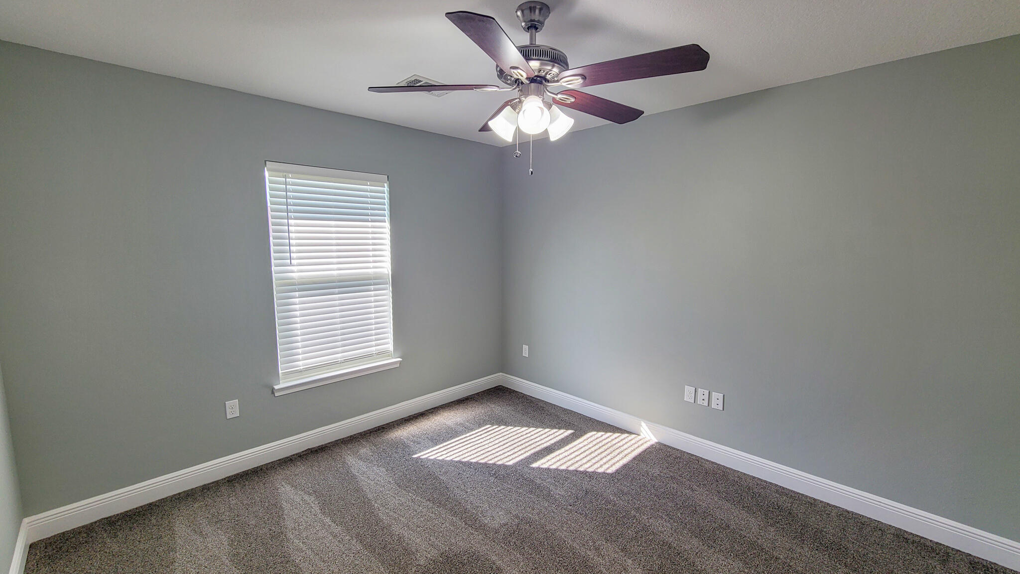 NAVARRE 2ND ADD - Residential