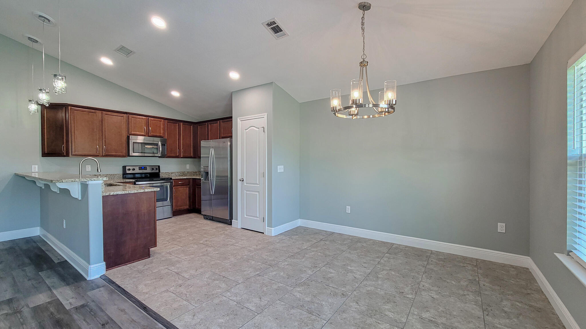 NAVARRE 2ND ADD - Residential